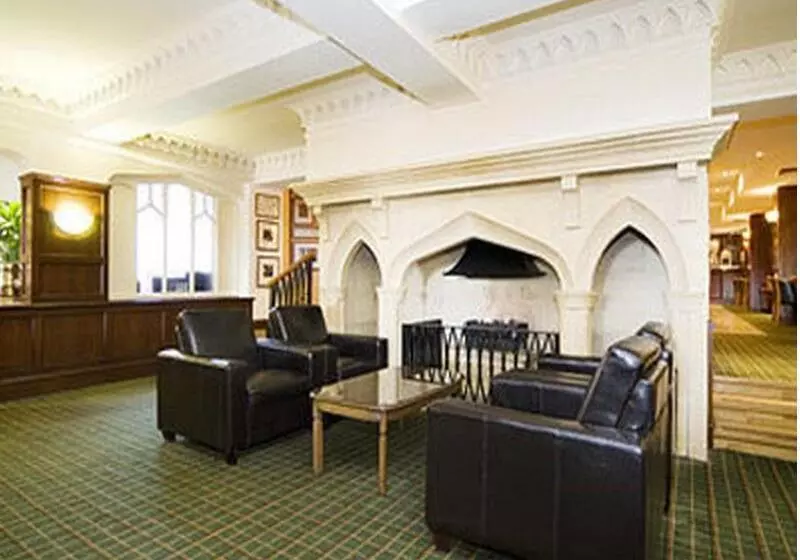 酒店 The Aberdeen Dyce