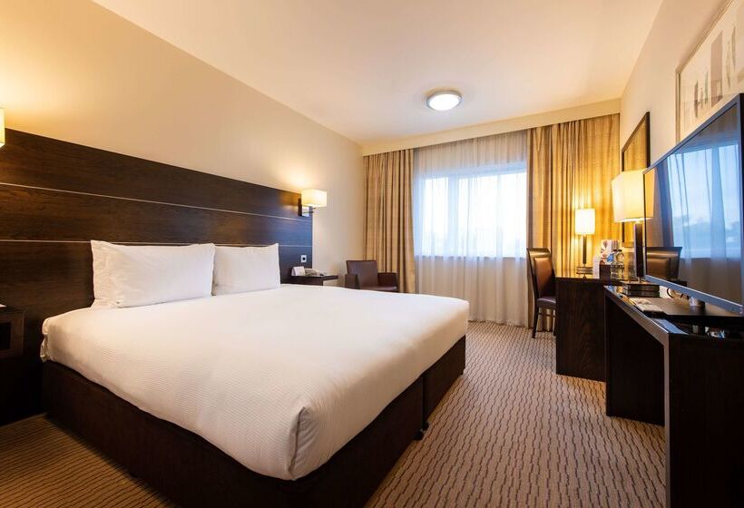 Hotel Doubletree By Hilton London Heathrow Airport