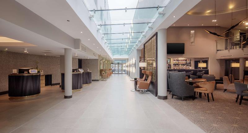 Hotel Doubletree By Hilton London Heathrow Airport