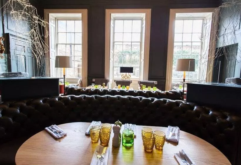 فندق Judge S Lodging