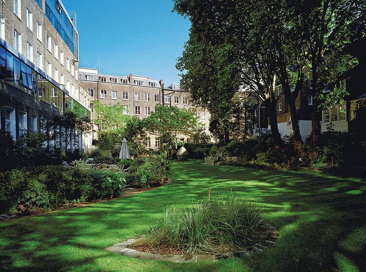 Hotel Miiro Templeton Garden