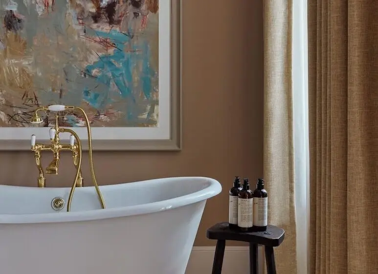 هتل Miiro Templeton Garden