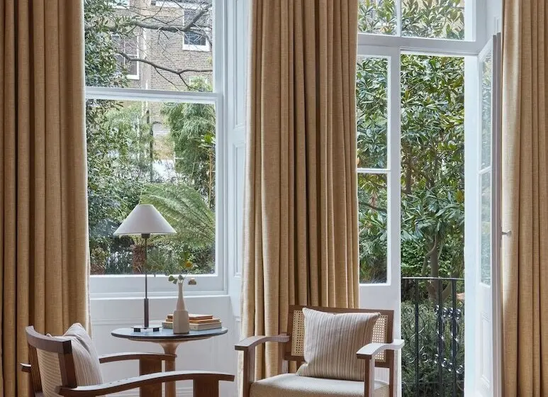 هتل Miiro Templeton Garden