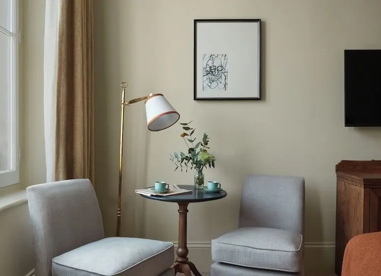 هتل Miiro Templeton Garden