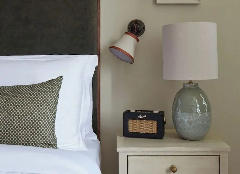 هتل Miiro Templeton Garden