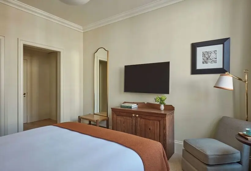 هتل Miiro Templeton Garden