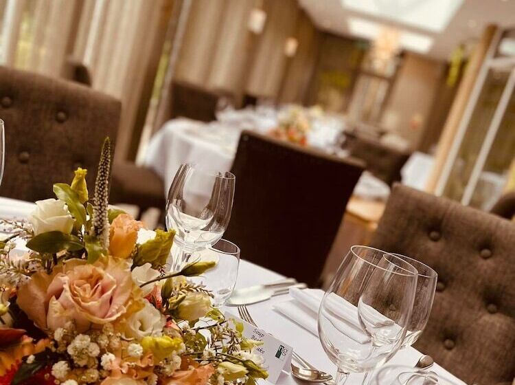 בית מלון כפרי Nuthurst Grange Country House