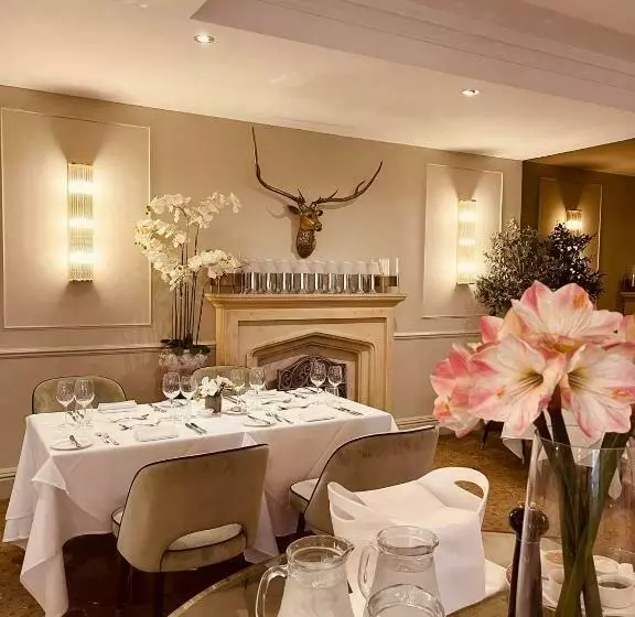 호텔 Nuthurst Grange Country House