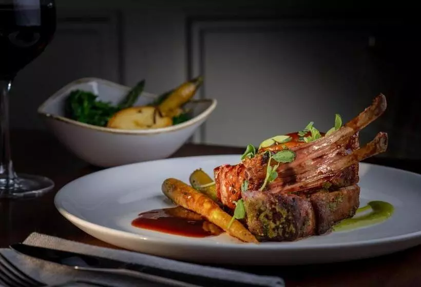 Отель The Millstone, Mellor