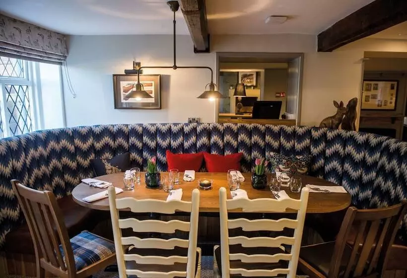 Отель The Millstone, Mellor