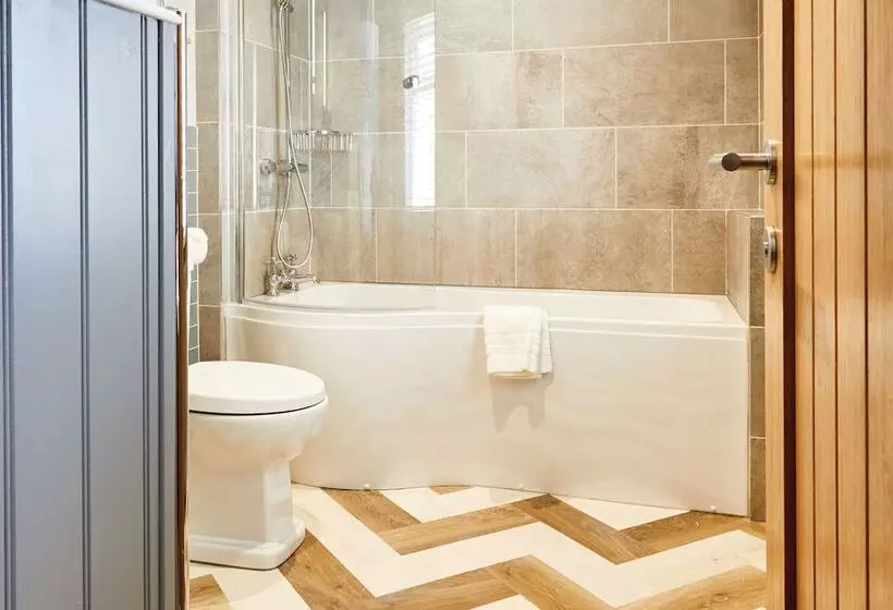 Отель The Millstone, Mellor