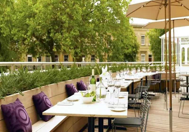 בית מלון כפרי The Montpellier Chapter