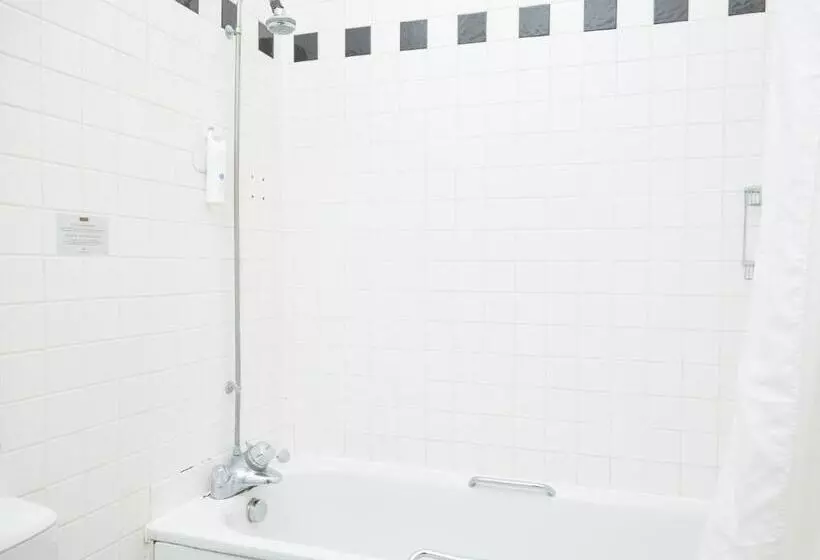 Kings Arms Hotel By Greene King Inns