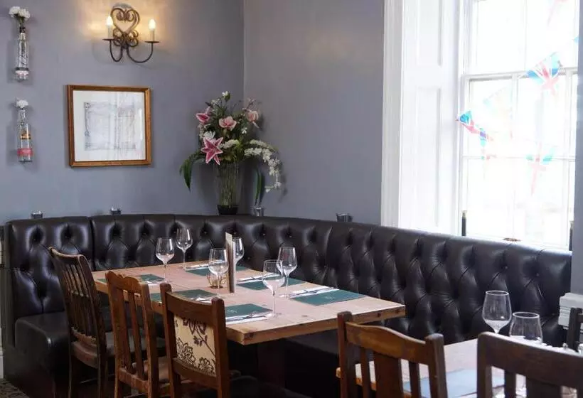 Kings Arms Hotel By Greene King Inns