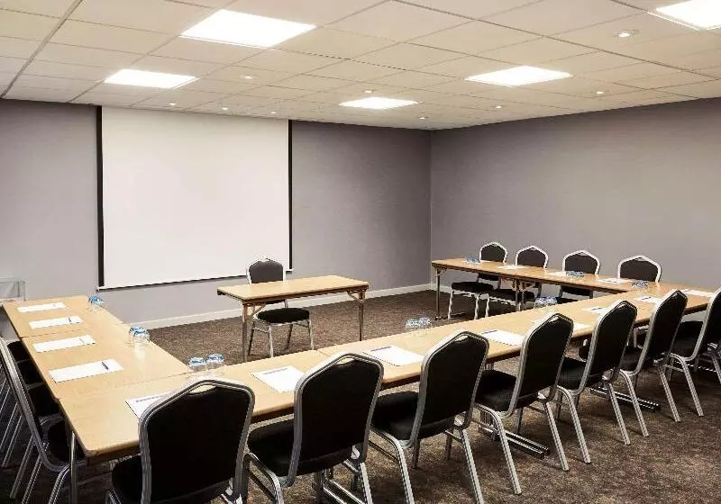 Novotel Wolverhampton City Centre