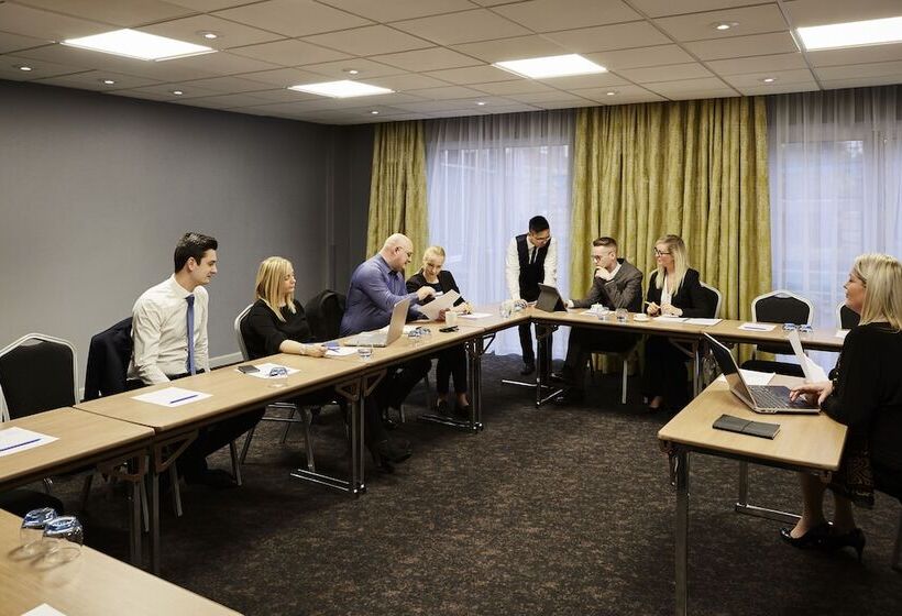 Novotel Wolverhampton City Centre