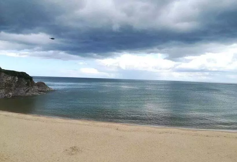 Rooms At The Highcliffe