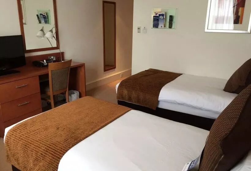 Hotelli Best Western Plus Moat House Reading