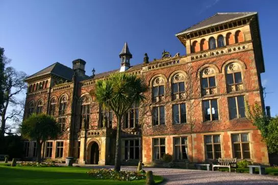 酒店 Soughton Hall Country House