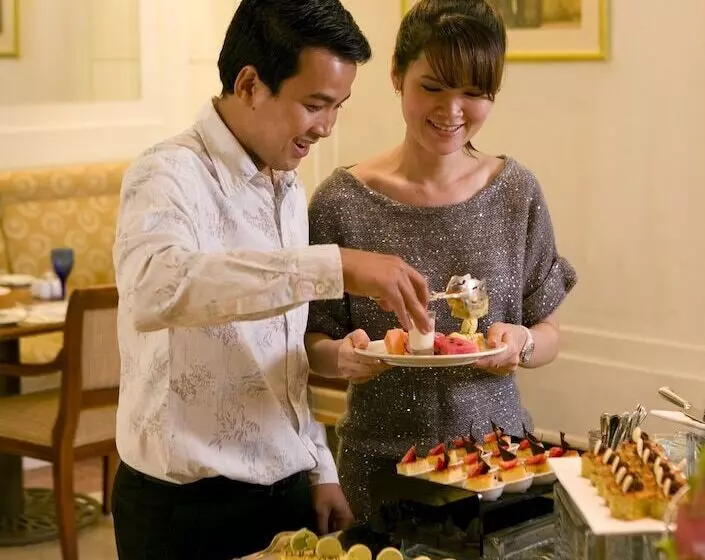 هتل The Great Duke Phnom Penh