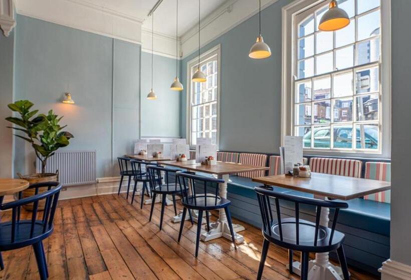 ホテル The Royal Albion