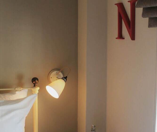 ホテル The Ship Inn