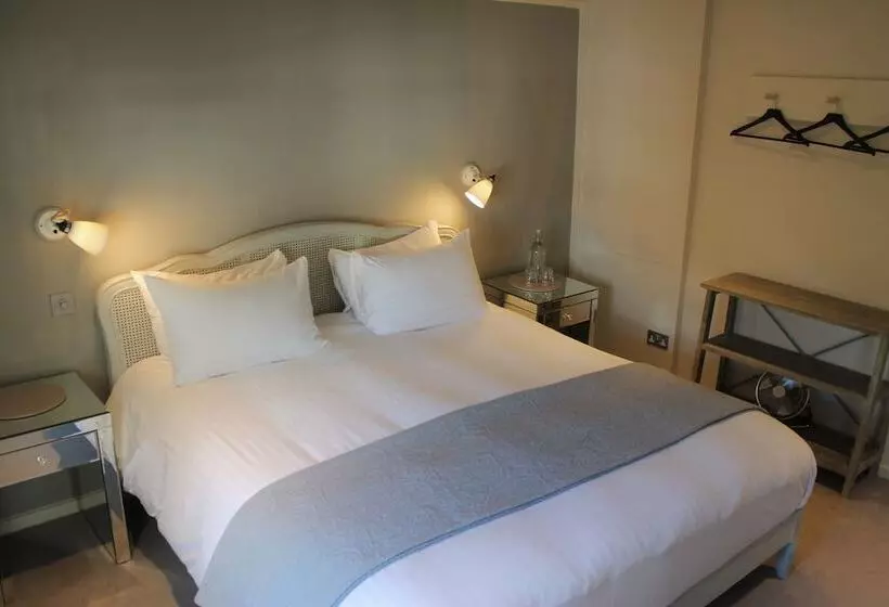 Отель The Ship Inn