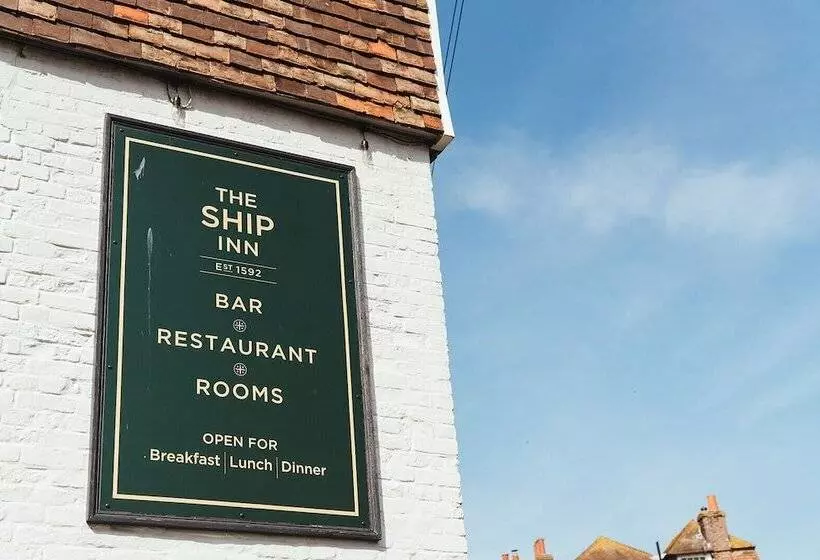 Отель The Ship Inn