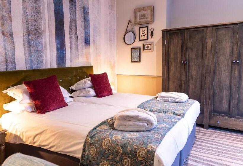 בית מלון כפרי The Stanneylands