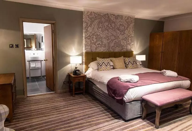 Отель The Stanneylands