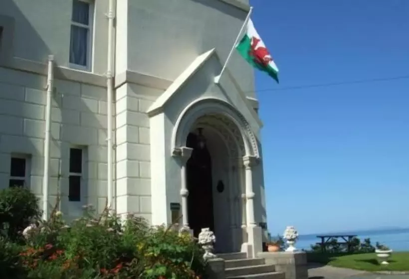 호텔 Tyr Graig Castle