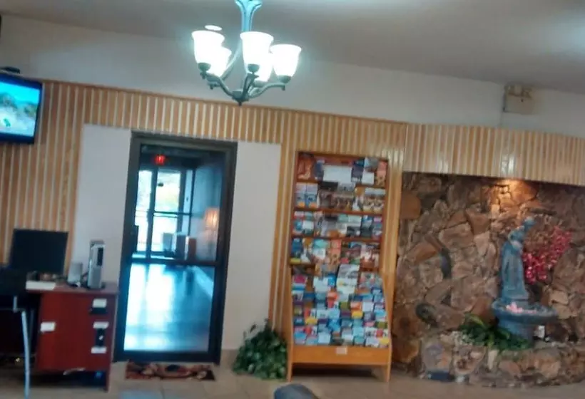 فندق Canada Continental