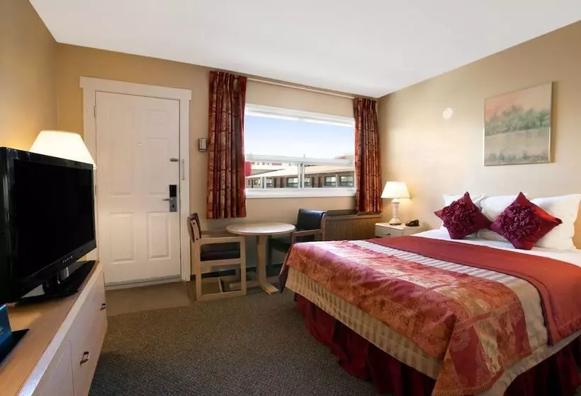 فندق Canada Continental