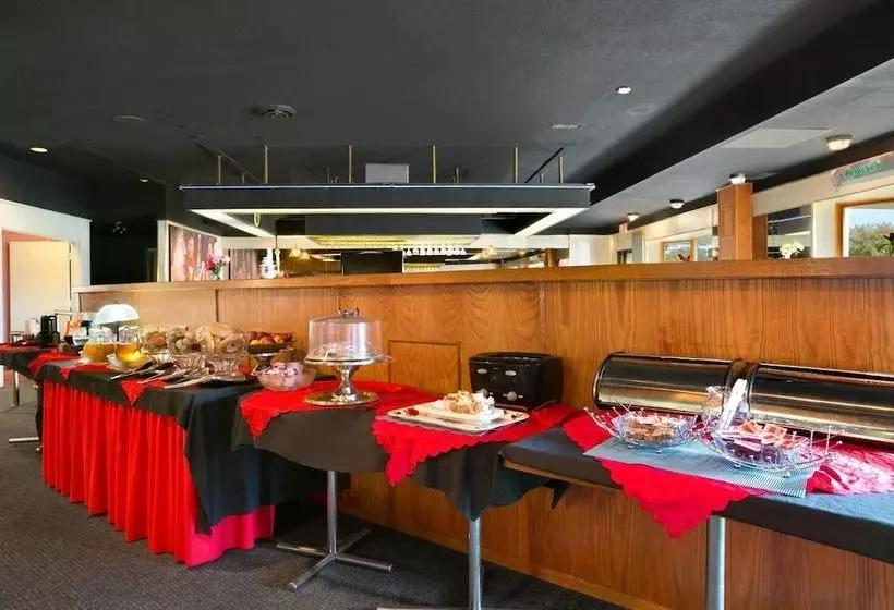 فندق Canada Continental