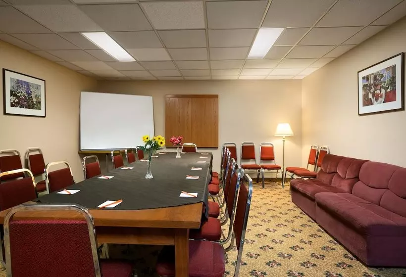 فندق Canada Continental