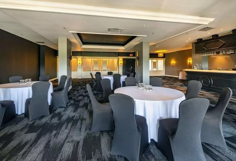 Chateau Cartier Hotel & Resort Ascend Hotel Collection