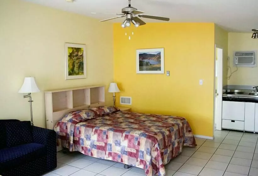 Golden Sands Resort Motel
