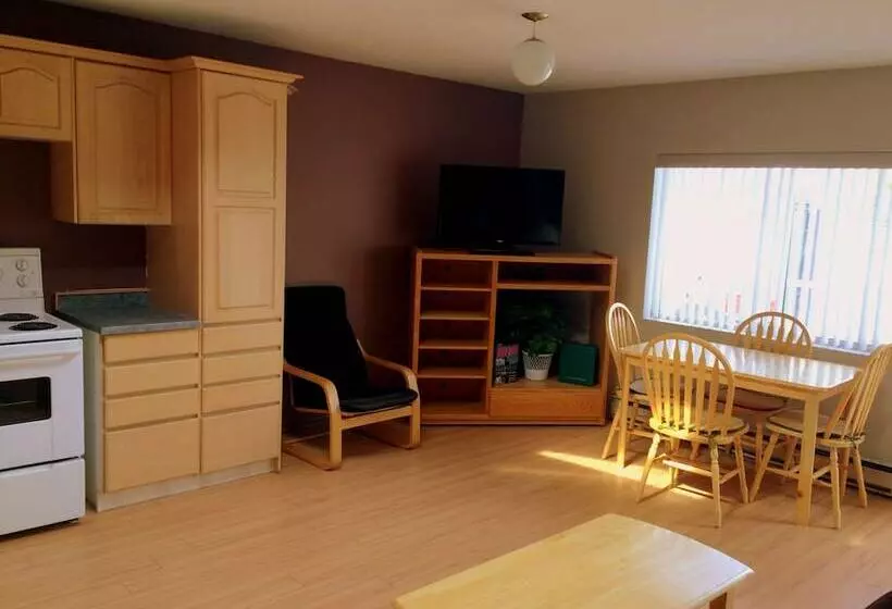 Golden Sands Resort Motel
