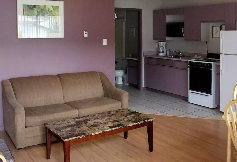 Golden Sands Resort Motel