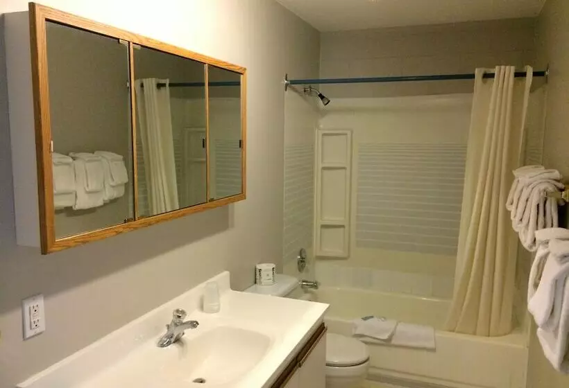 Golden Sands Resort Motel