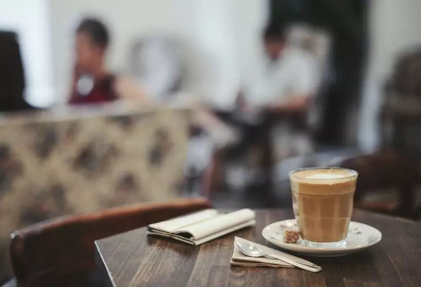 酒店 Ambrose House & Cafe   Self Check In Guesthouse