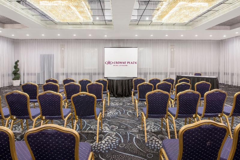 هتل Armon Plaza Montreal Airpt, Trademark Collection By Wyndham