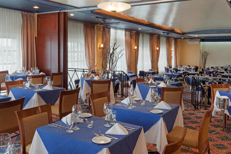 هتل Armon Plaza Montreal Airpt, Trademark Collection By Wyndham