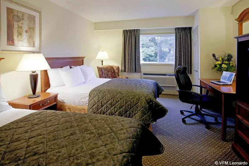 호텔 Comfort Inn & Suites Thousand Islands Harbour District