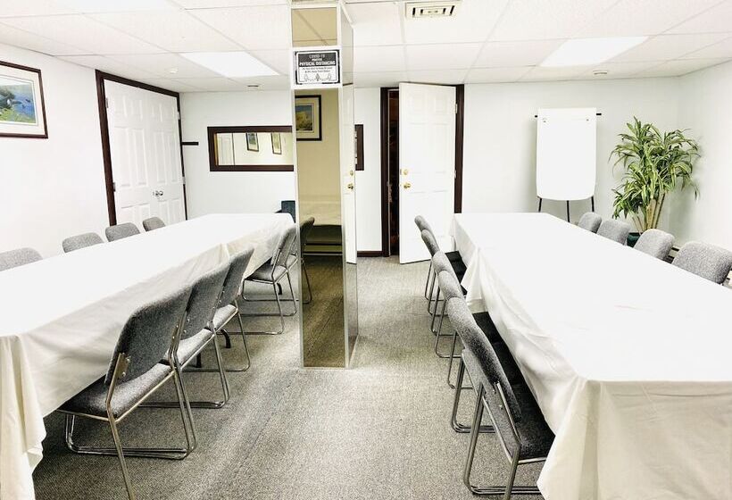 فندق Happy Day Inn