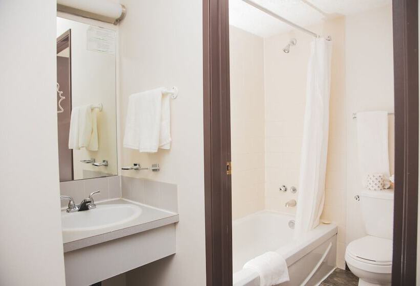 فندق Happy Day Inn