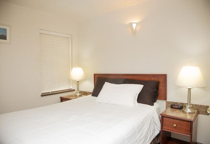 فندق Happy Day Inn