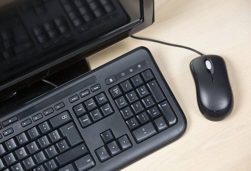 هتل Holiday Inn Express Quebec City Sainte Foy, An Ihg