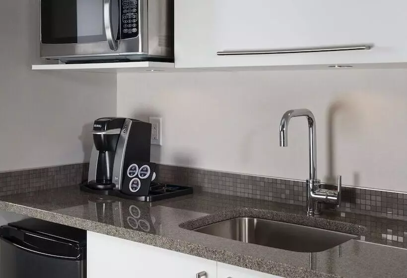 Hotel Holiday Inn Express Quebec City Sainte Foy, An Ihg