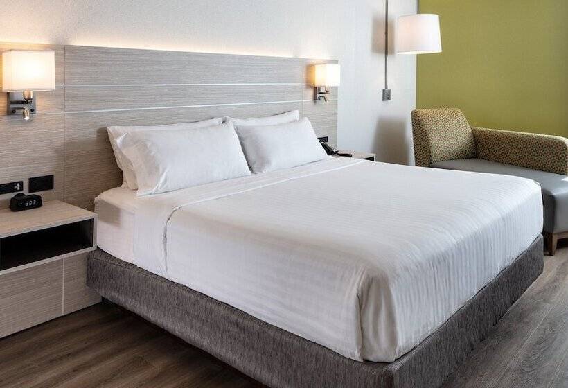 هتل Holiday Inn Express Quebec City Sainte Foy, An Ihg